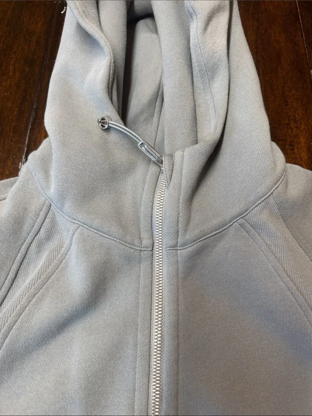 EUC - Scuba Hoodie 1/2 Zip Cropped Size M/L